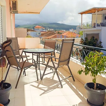 아파트 Hidden Gem, Modern Escape With Stunning Views 필리아트라